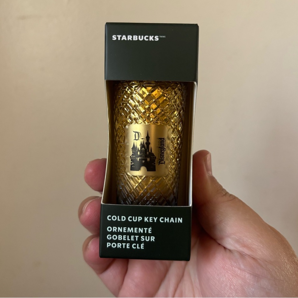 Disney parks cold cup gold and black Disneyland keychain